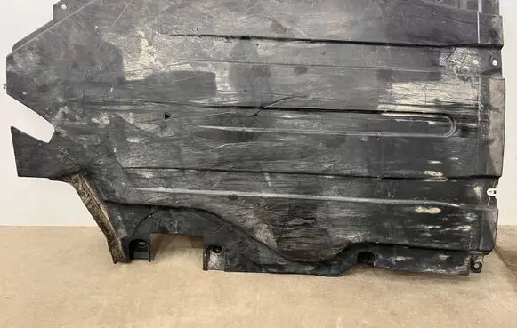 BMW X6 G06 Center/middle under tray cover 7424887