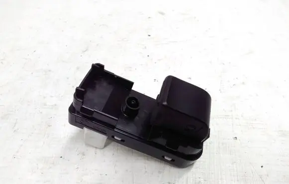 Mazda CX-3 Electric window control switch D09H66370