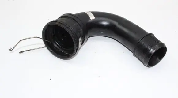 Land Rover Discovery Sport Intercooler hose/pipe HJ325C646 GJ325C715