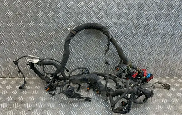 Volvo V50 Engine installation wiring loom 30782647