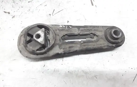 Engine mount bracket