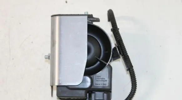 Toyota Auris E180 Alarm system siren 8904002020