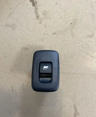 Peugeot Rifter Electric window control switch 060936J01