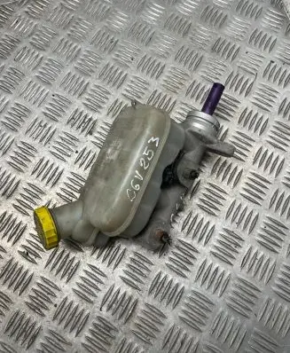Chrysler Grand Voyager IV Master brake cylinder p04721154ab