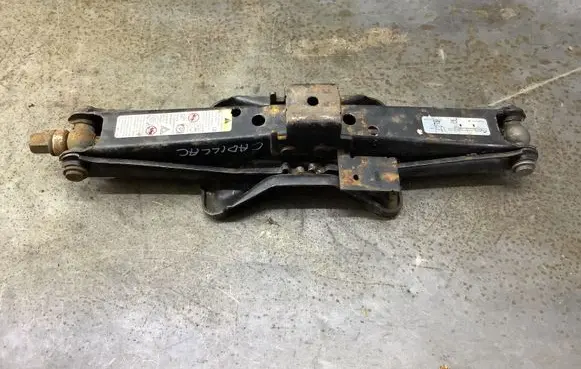 Cadillac SRX Lift Jack 