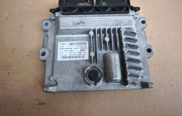 Ford Mondeo MK V Engine control unit/module DS7112B684UE DS71-12B684-UE