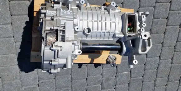 Volvo EX30 Electric car motor 80016136