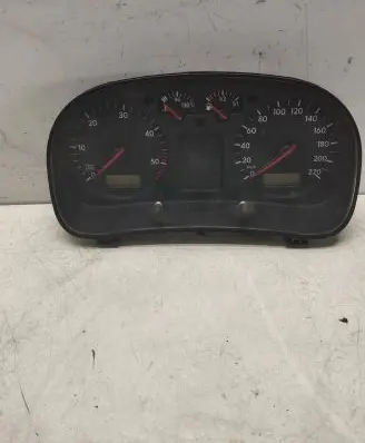 Volkswagen Golf IV Speedometer (instrument cluster) 1J0919860B