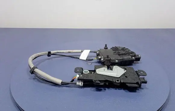 BMW M3 F80 Tailgate/trunk/boot lock/catch/latch 74306267441014