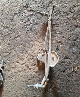 Renault Trafic II (X83) Front wiper linkage 