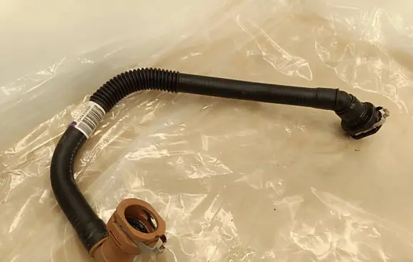 KIA EV6 Electric car engine cooling hoses/pipes 25414CV400