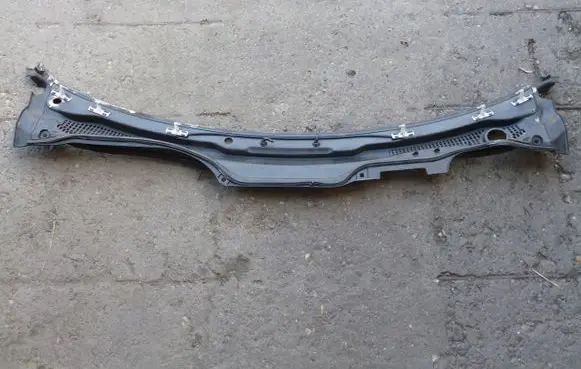 Volvo S40 Wiper trim