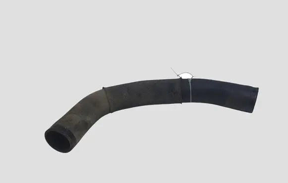 Mazda CX-7 Intercooler hose/pipe