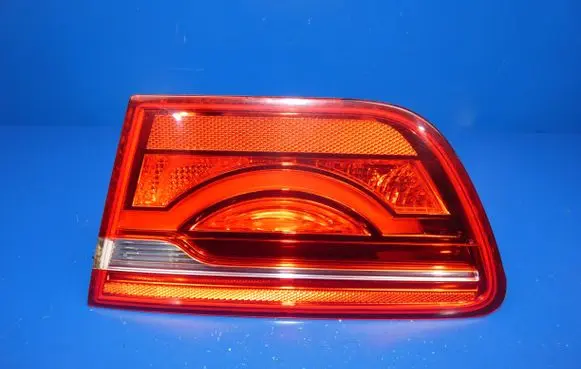 Jaguar XE Rear/tail lights