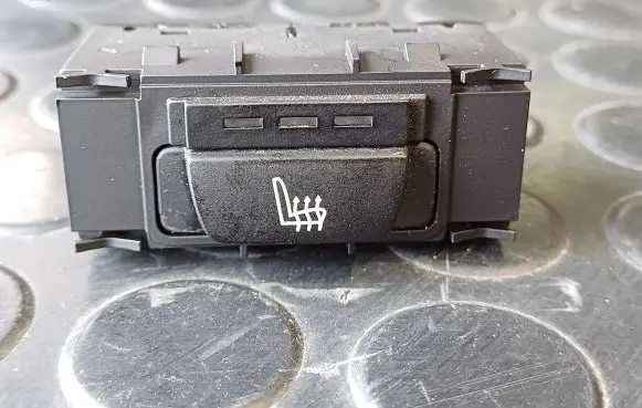 BMW X5 F15 Seat heating switch 9384806 105496739 18347910