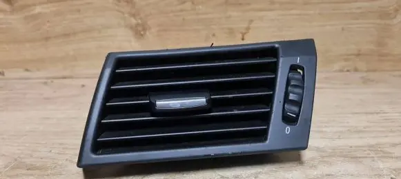 BMW X3 E83 Dashboard side air vent grill/cover trim 3400075