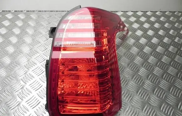 Peugeot 5008 Rear/tail lights 26120202
