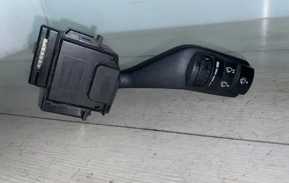 Ford Focus Wiper switch DX1AA 17D940 PA6GF30