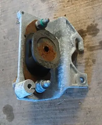 Renault Clio IV Gearbox mount 112228880R