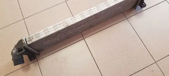 Volvo V40 Cross country Intercooler radiator 31319168