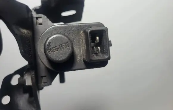 Renault Scenic II - Grand scenic II Turbo solenoid valve 8200762162