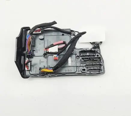 Tesla Model 3 Central body control module 183462920E 186237000B