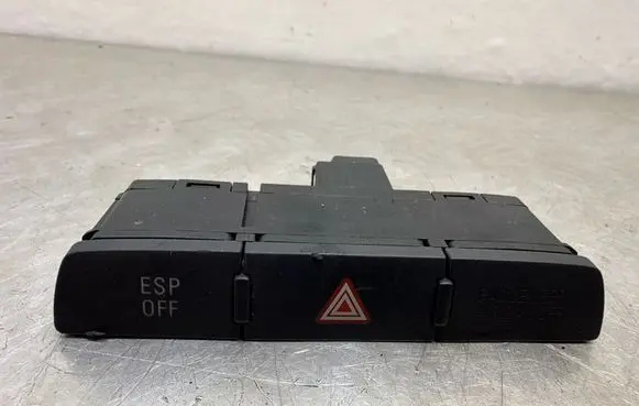 Audi Q7 4L Hazard light switch 4L1927137A