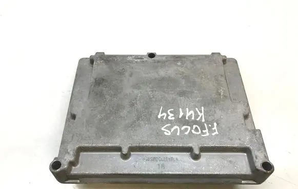 Ford Focus Engine control unit/module 5M5112A650RD K4134 1310185A