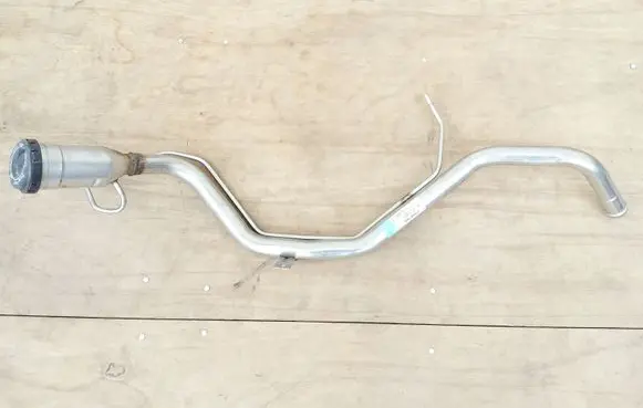 Ford Fusion II Fuel tank filler neck pipe DG939034AH