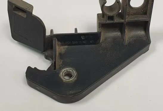 Mercedes-Benz C W204 Radiator mount bracket A2045461143