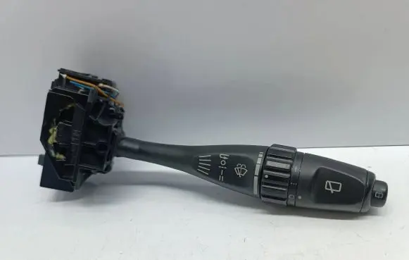 Mitsubishi Space Star Wiper control stalk