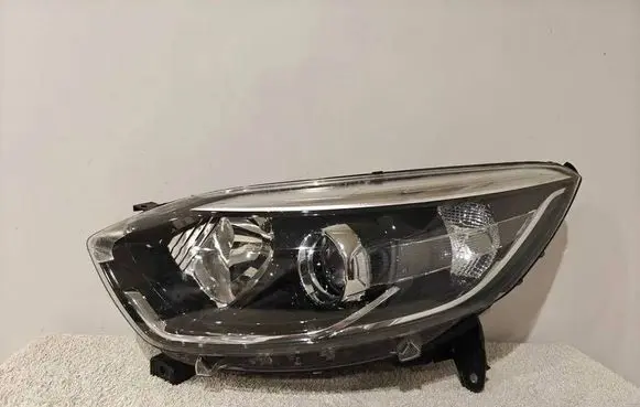 Renault Captur Headlight/headlamp 260603859R 030128121100 343402A1
