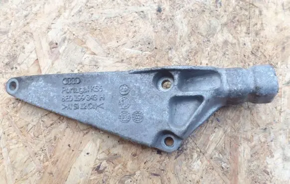 Audi A6 S6 C5 4B Engine mounting bracket 8E0199343H