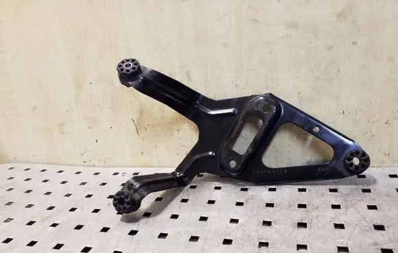 BMW X5 E70 ABS pump bracket 