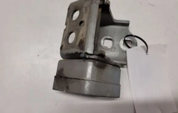 Renault Scenic II - Grand scenic II Front door upper hinge