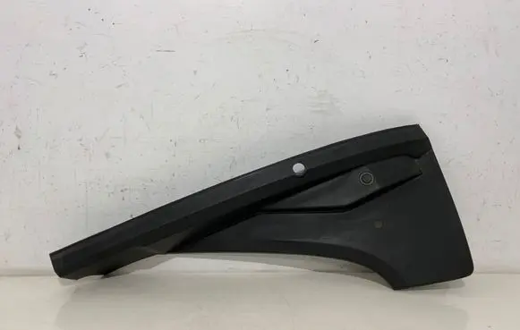 Audi Q8 Headlight/headlamp mounting bracket 4M8805285A