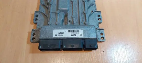 Renault Megane III Engine control unit/module ECU 237106691R A2C98149700 237105943R