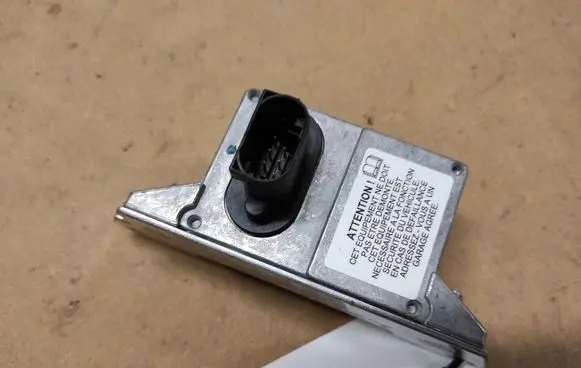 Renault Laguna II ESP acceleration yaw rate sensor 8200301391