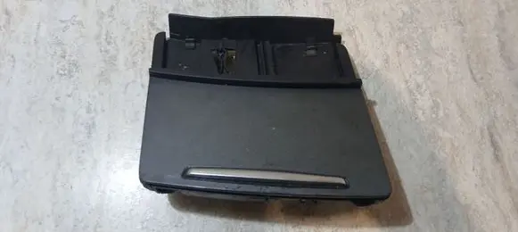 Audi A6 S6 C6 4F Ashtray (front) 4F1857951A