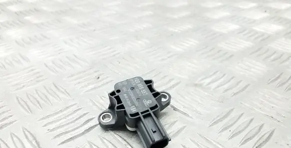 Volkswagen Polo V 6R Airbag deployment crash/impact sensor 1Q0955557