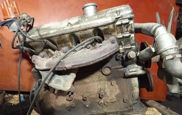 BMW 3 E30 Engine M10B18