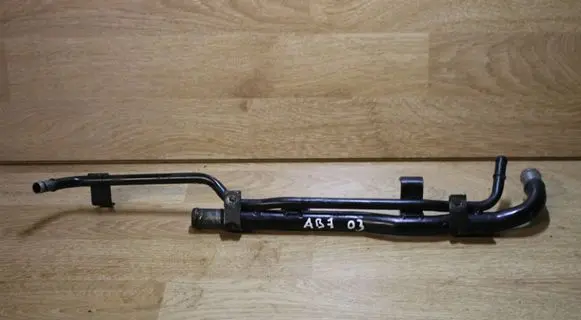 Audi A4 S4 B7 8E 8H Engine coolant pipe/hose 06B133607N