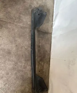 Citroen DS4 Wiper trim 9687956480 E1020816