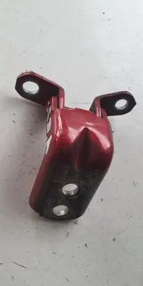 Nissan Leaf I (ZE0) Rear door lower hinge