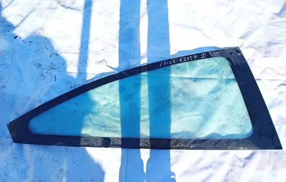 Ford Focus Rear side window as2