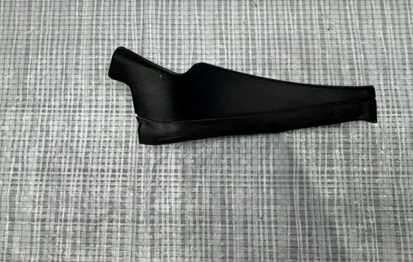 Maserati Ghibli Front arch trim 670010254