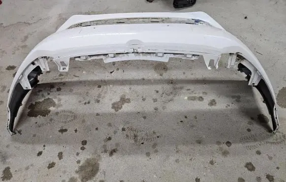 Volkswagen Polo V 6R Front bumper