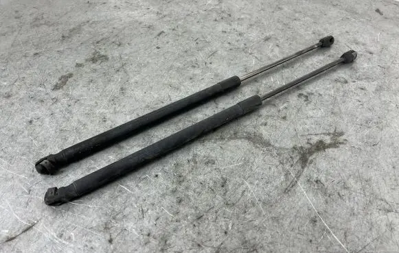 Audi A3 S3 A3 Sportback 8P Tailgate/trunk strut/damper 88P4827552B