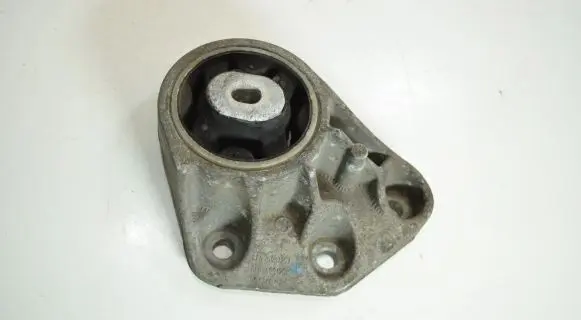 Audi A6 S6 C6 4F Rear differential mounting bracket 8E0599125J