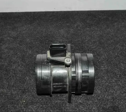 Volkswagen PASSAT CC Mass air flow meter